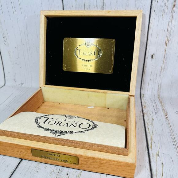RARE Carlos Torano Tribute 2008 Churchill (Box #0013/1200) Wooden Cigar Box - Picture 1 of 5